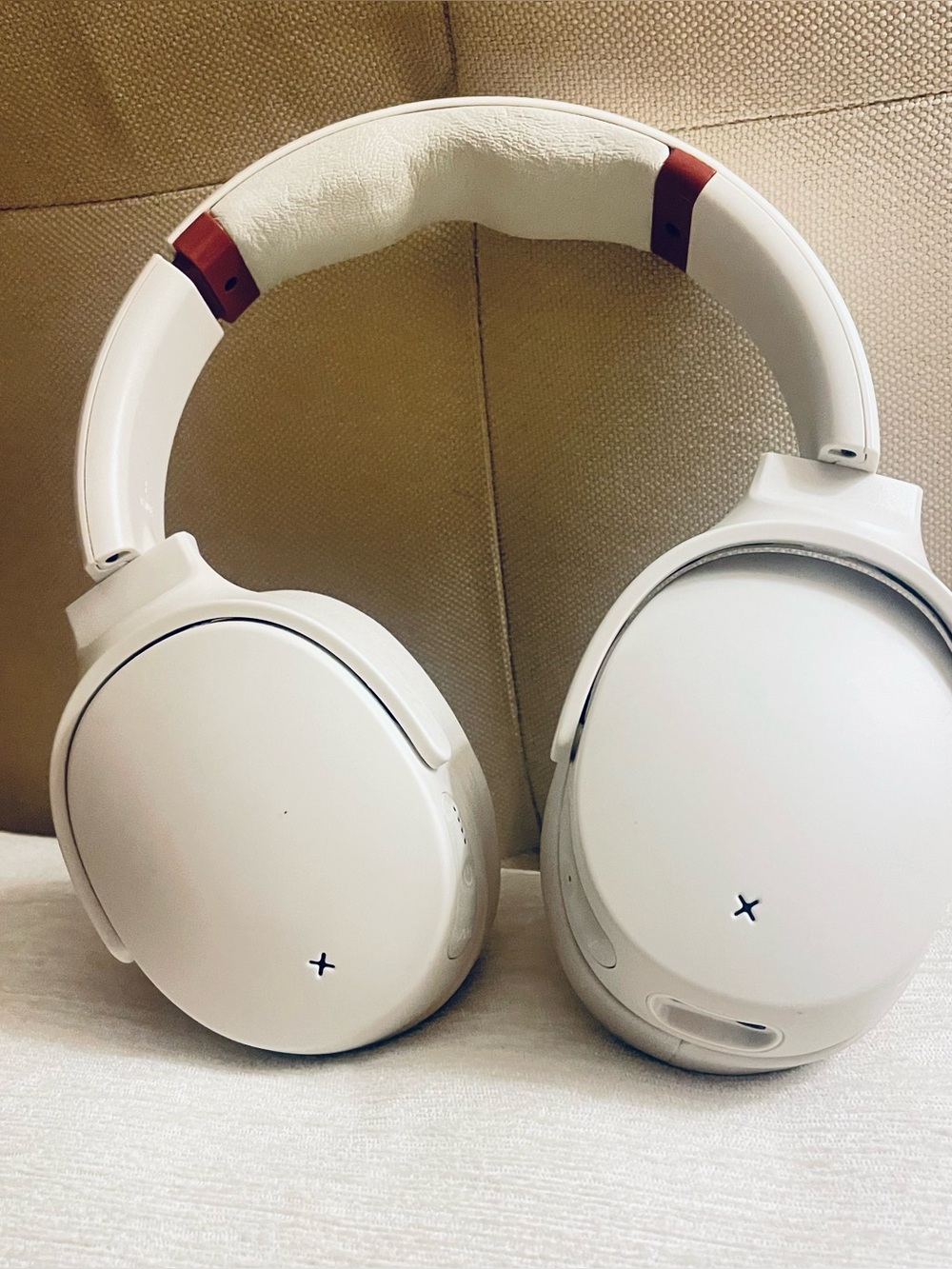Skullcandy Venue Ear Wireless Headphones with Cushioned Headband